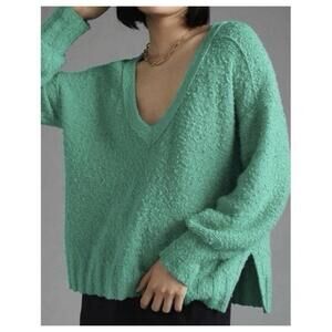 NWT PILCRO x ANTHROPOLOGIE Oversized Textured V-neck Sweater in Green Small